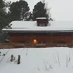 Idyllische Zirbenholz Alpin Huette Holiday home
