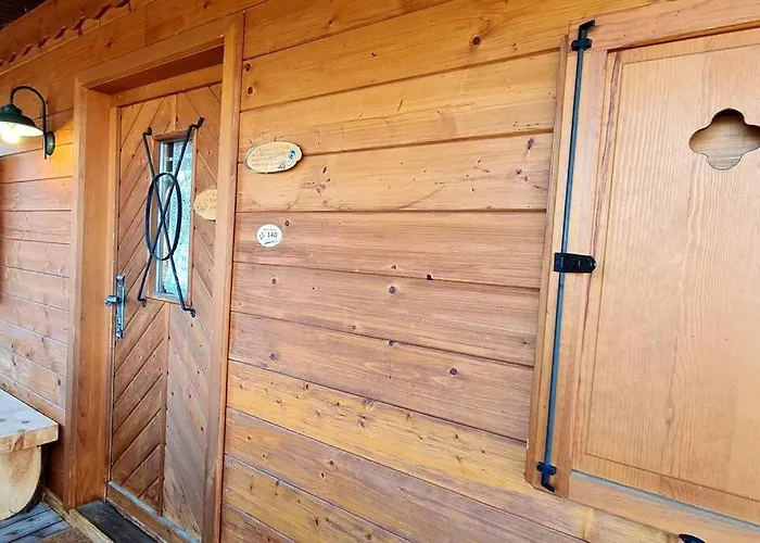 בית נופש Idyllische Zirbenholz Alpin Huette Turracher Hohe