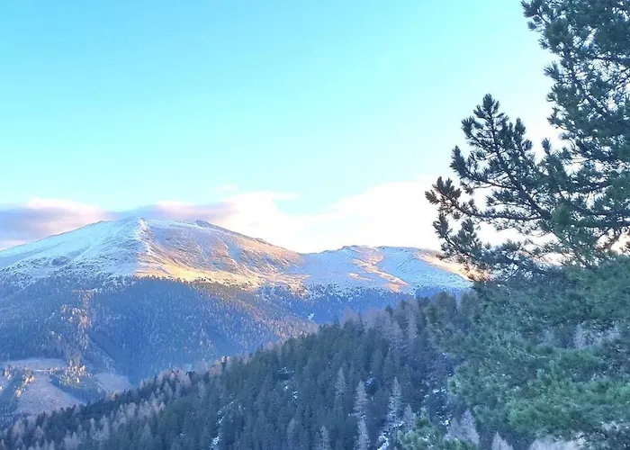 בית נופש Idyllische Zirbenholz Alpin Huette *