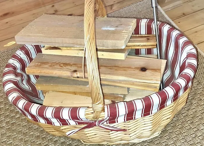 Idyllische Zirbenholz Alpin Huette * Turracher Hohe