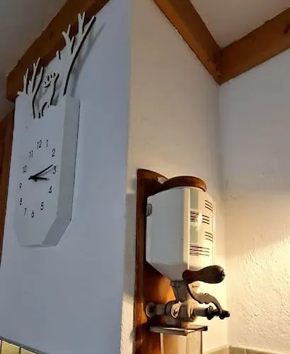 Idyllische Zirbenholz Alpin Huette Turracher Hohe