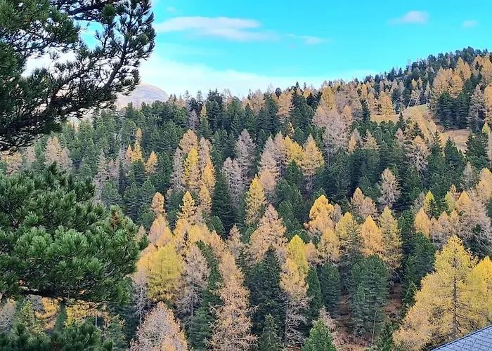 Idyllische Zirbenholz Alpin Huette בית נופש *