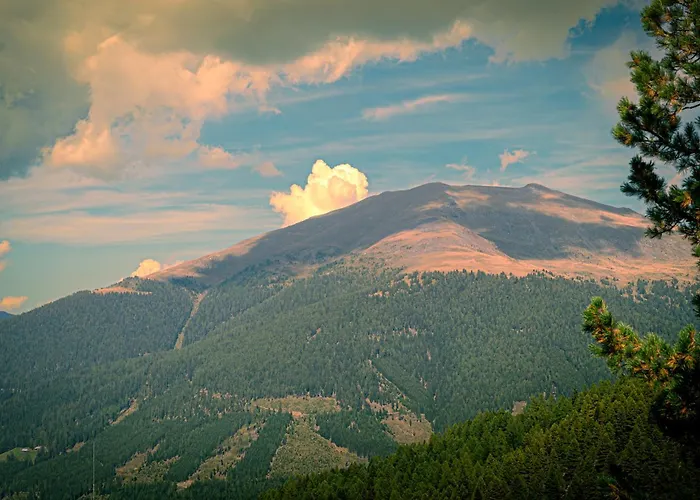 Idyllische Zirbenholz Alpin Huette *
