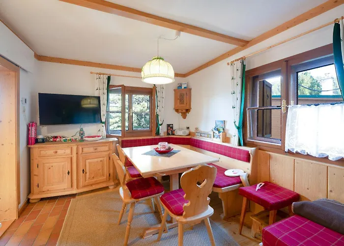 Idyllische Zirbenholz Alpin Huette בית נופש